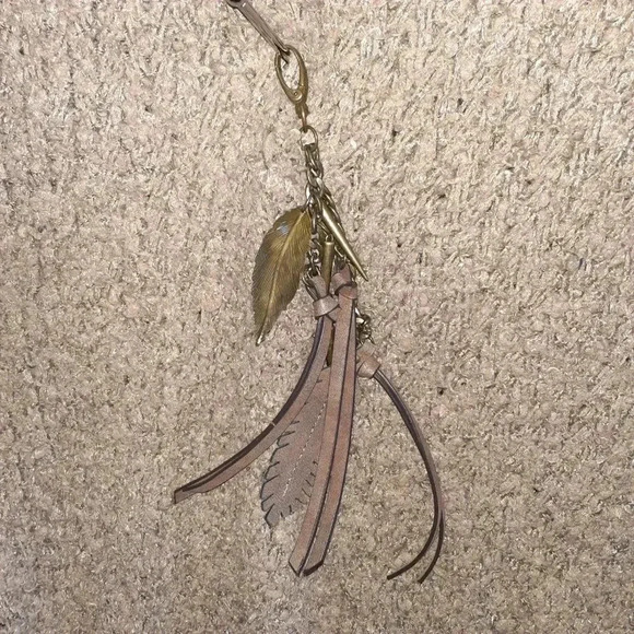 ALDO-Vegan Metallic Taupe Leather-Fringe-BOHO-Foldover Xbody/Handbag-Bag Charms - Picture 5 of 7